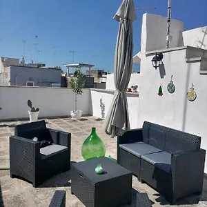 https://aremu.lecce-hotels.com